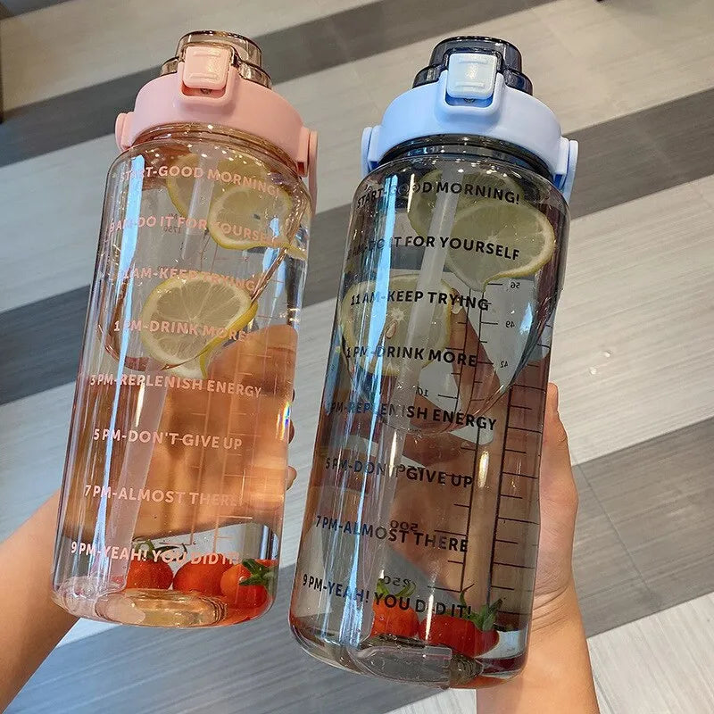 2000 ml water bottle with plastic straw Inspire 2000 ml water bottle with plastic straw Inspire.